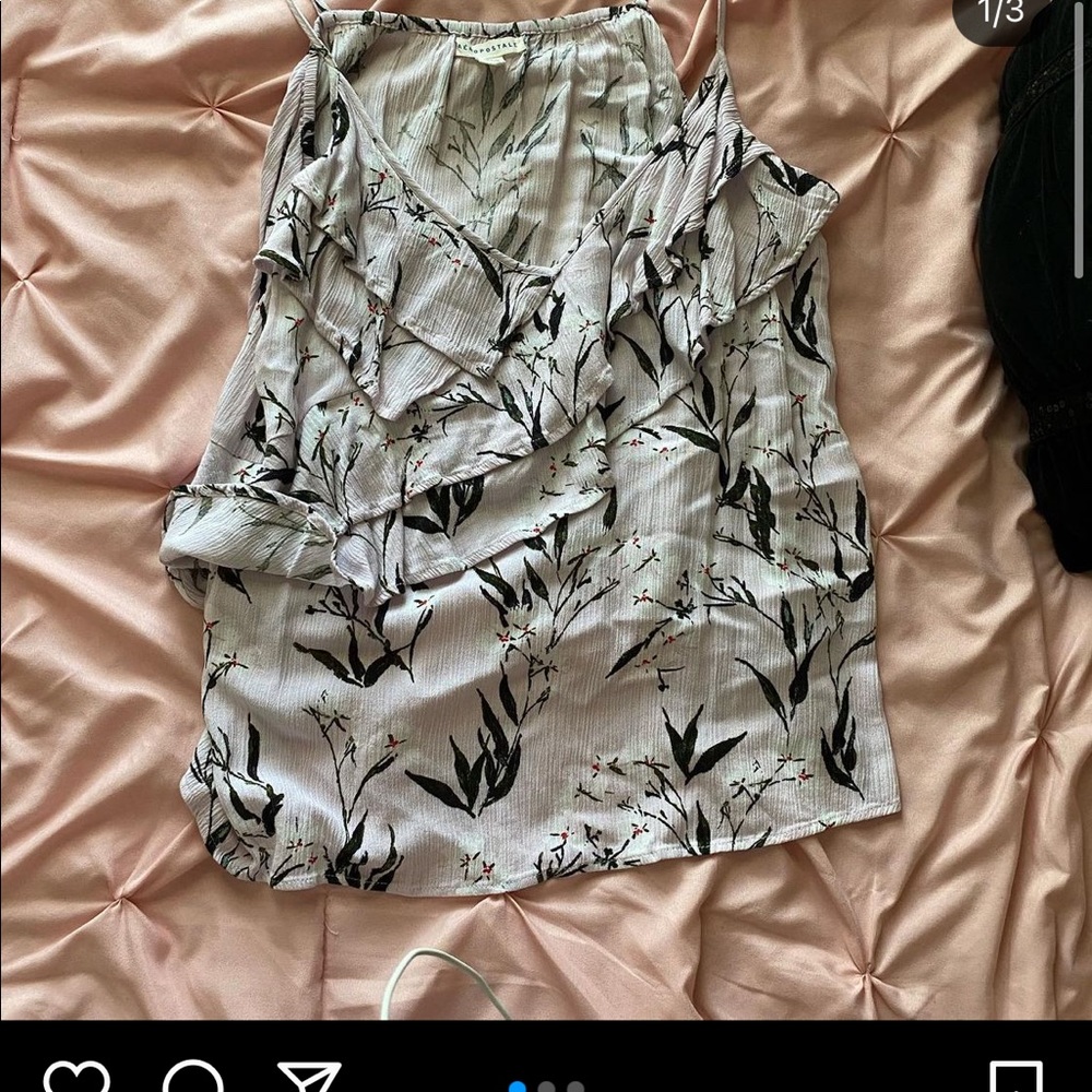 perfect flowy top for summer